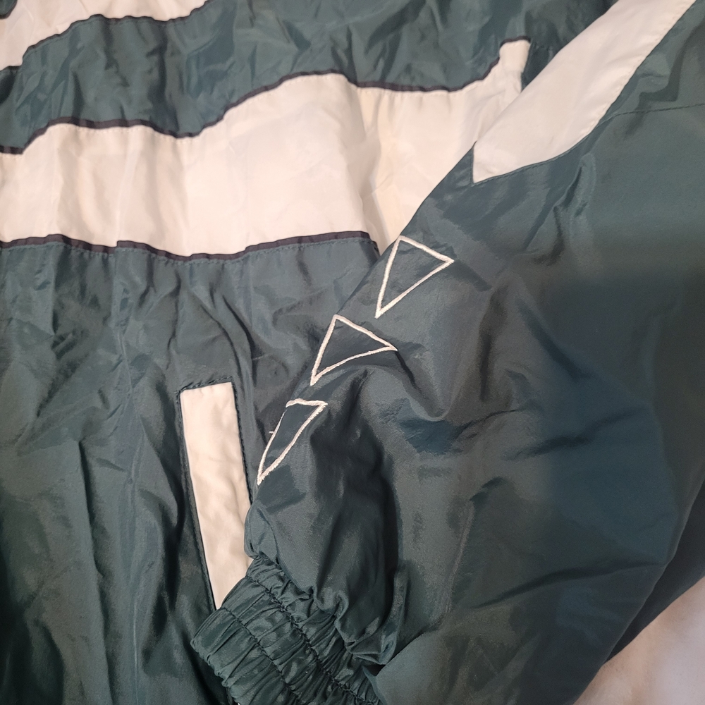 Vintage Diadora Green and White Nylon Jacket - Picture 3 of 9